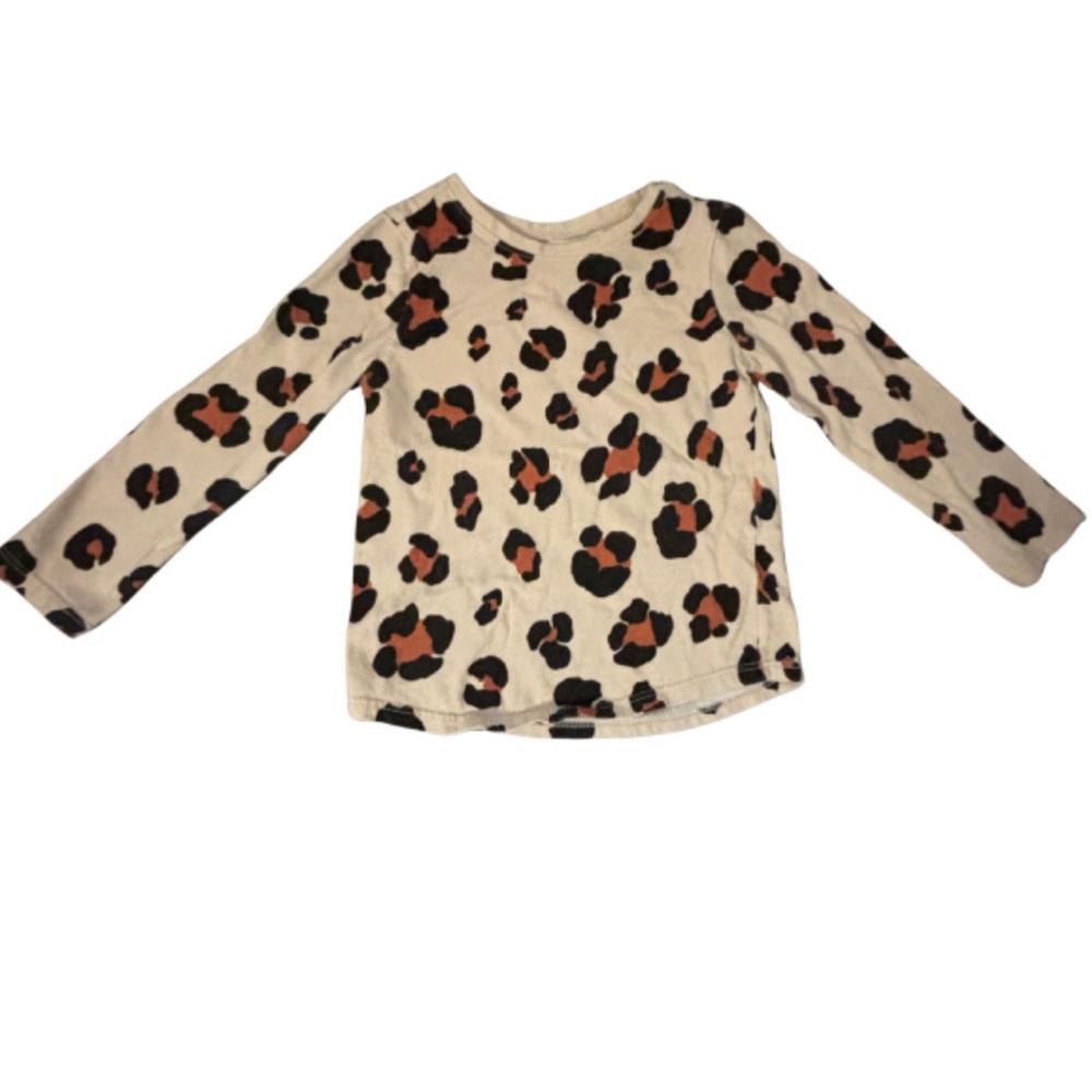 🏷️ Leopard print long sleeve